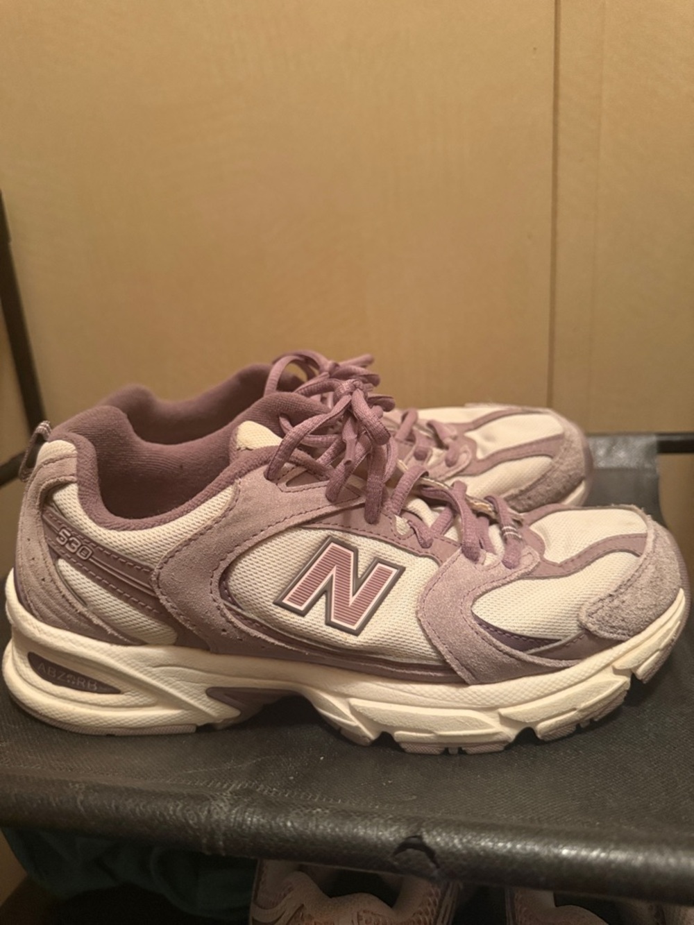 New Balance Women's Lavender and White 530 Lace-Up Sneakers